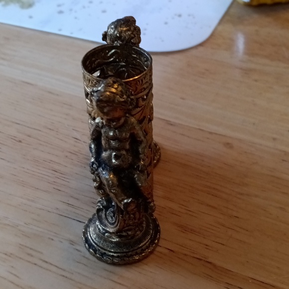 Stylebuilt vintage brass lipstick holder - Picture 4 of 5